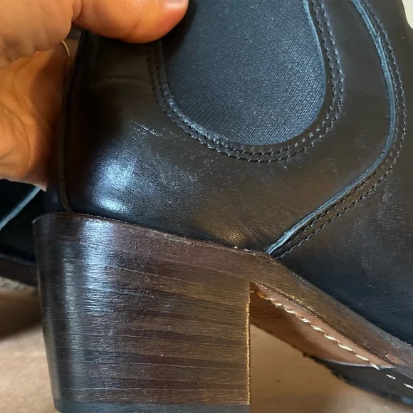 Black Leather Women’s Red Wing Harriet Boots - Picture 4 of 5